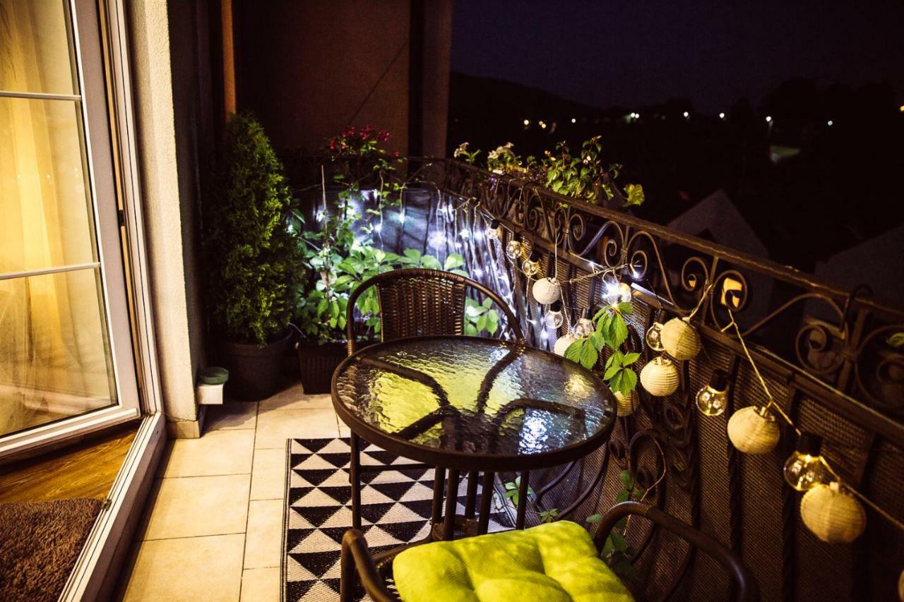 Apartament Dobre Miejsce Ustrzyki Dolne Exteriör bild